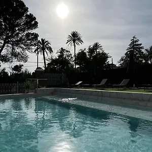 Almendros - Free Parking Apartment